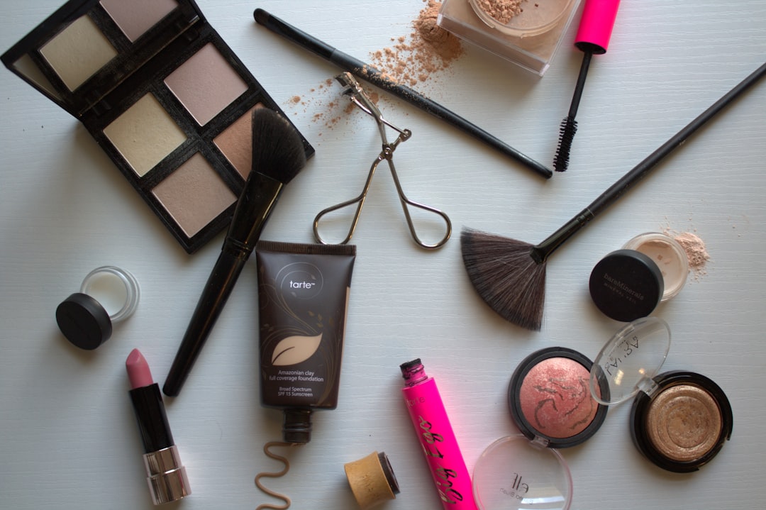 Unleash Your Inner Beauty with RadiantAuraNow’s Unique Collection